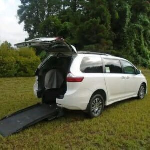2018  Toyota sienna
