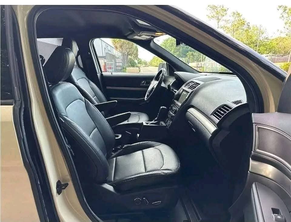 2026 TOYOTA SIENNA HYBRID WHEELCHAIR VAN - Image 11
